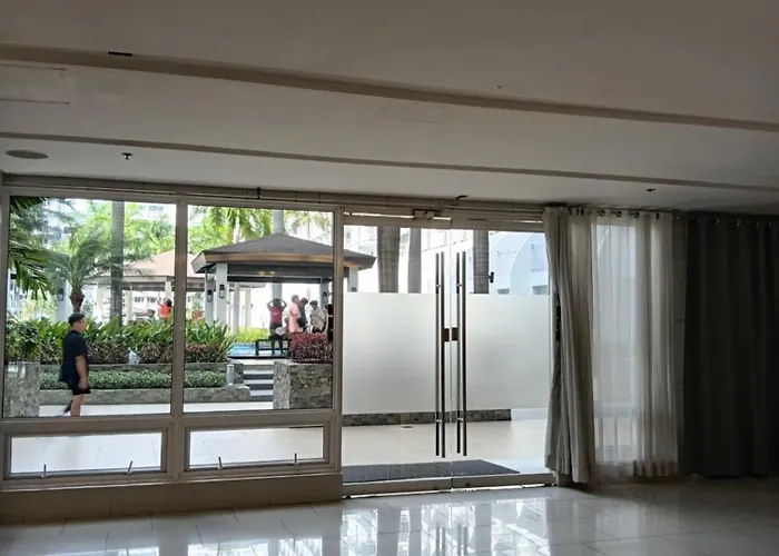 Apartment Shell Residences Moa Elegant Place *